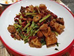 -冯烫烫跷脚牛肉·川菜小馆(武胜西街店)