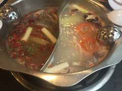 鸳鸯锅底-川成串·自助串串香火锅(朝阳店)