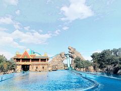 -七彩云南欢乐世界