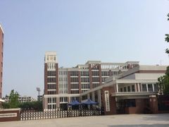 -上海市曹杨第二中学