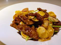 蒜爆鲜切小牛肉-京华烟云·北京烤鸭(领展购物广场·中关村店)
