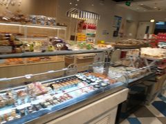 面包甜点陈列柜-85度C(生甜甜圈研究工坊·上海局门店)