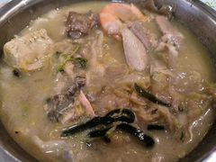 -鑫渔港海鲜本地菜·山海关浑锅(东戴河店)