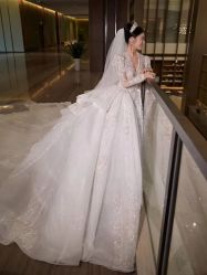 -Color卡诺婚纱礼服馆(南京严选店)