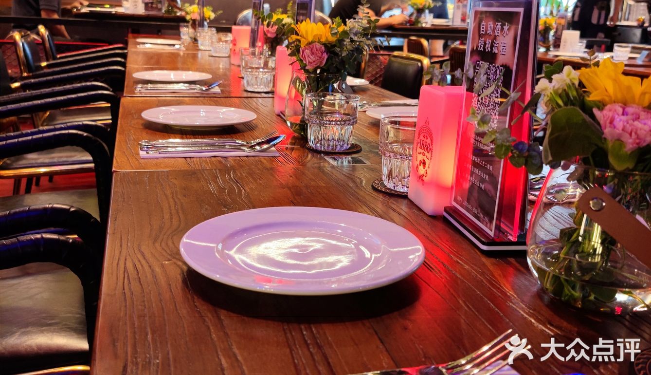 🏍️来到1886用餐🚙感受德国汽车世界🚗