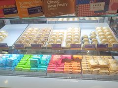 -HappyMiss花满楼·鲜花饼·鲜花茶·伴手礼(上海环球港店)