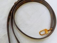 -爱革·洗衣改衣·洗鞋修鞋·洗包修包·奢侈品护理(宝地广场店)