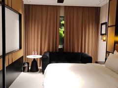 -万泊酒店(长沙五一广场国金中心店)