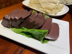 -茸梅路右拐龙虾-农家菜(松江店)