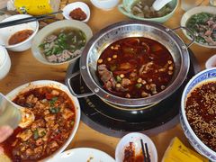 -大众跷脚牛肉馆·非遗传承单位(峨眉山店)