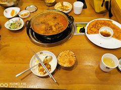 -喇喇排骨火锅·传统韩式脊骨汤(望京西园总店)