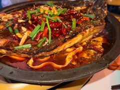 -鸣记脆皮烤鱼·海鲜烤鱼(三八广场店)