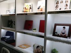 -亲吻宝贝儿童摄影