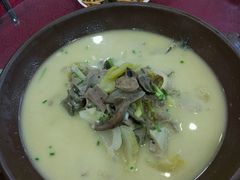 -凯撒尔新疆特色主题餐厅(青山店)