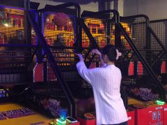 -嗨翻Hi-Fun竞技主题乐园·蹦床亲子生日轰趴(国光1937店)