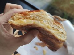 芝心流奶羊角包-麦田工坊(月湖店)