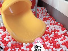 -东方明珠·可口可乐欢乐餐厅
