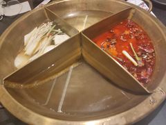 -沸炉重庆老火锅(军事博物馆店)