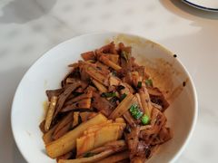 梅干菜炒莲藕-兰湘子·湘菜小炒(长安万科广场店)