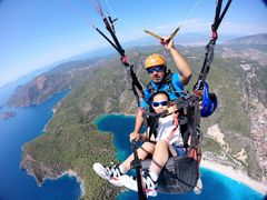 -费特希耶滑翔伞