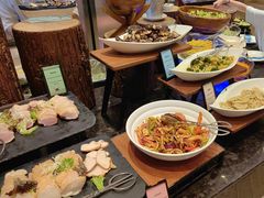 -亚龙湾希尔顿自助餐厅·海鲜·烧烤·沙滩BBQ·现场乐队