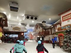 -长沙湘江冰雪世界