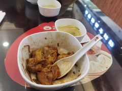拌馄饨-锡笼记·无锡小笼(水岸店)