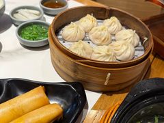 -馋三尺蟹粉小笼(人民广场店)