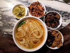 -功德林(南京西路店)