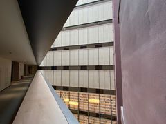 -上海虹桥中心爱琴海亚朵S酒店