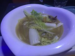 -忘忧草融合私房菜(红鼎国际店)