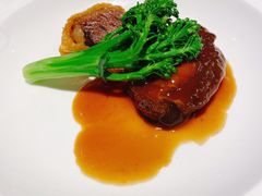 脆皮雪花牛肉配虾籽五头鲜鲍-Yan Ting 宴庭中餐厅(上海静安瑞吉酒店)