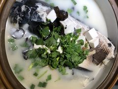 -姜君·千岛湖鱼头馆(浦东大道店)
