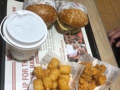 -The Habit Burger Grill 哈比特汉堡(爱琴海店)