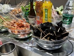 -百品聚旋转火锅(万德庄店)