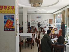 大堂-老成都郑师傅川菜饭店