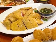 白切安铺鸡-卡尔顿东方银龙酒店•广西菜•早茶