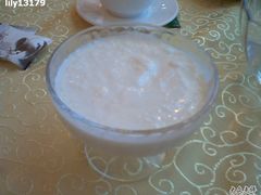 酸奶&nbsp;-巴扎美食·新疆菜·西域歌舞表演餐厅(新疆大厦店)