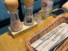 -西语炭烧牛排·西厨(石龙店)