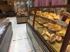 面包甜点陈列柜-多乐之日(颐堤港店)