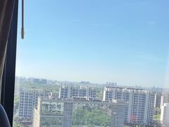 -上海虹桥西郊假日酒店