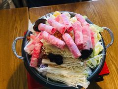 泡菜肥牛部队锅-幸屿 创意料理(永嘉天地店)