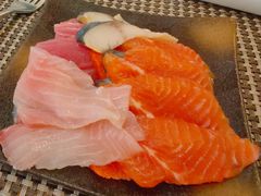 -月色西餐厅·海鲜刺身·烧烤(科学城保利郡雅酒店)