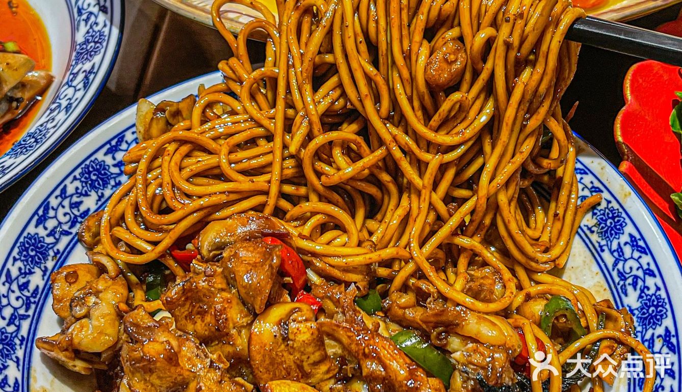 谁懂❗️粥底火锅配潮汕生腌有多鲜🤩