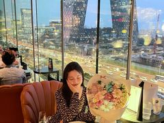 -福楼毕斯罗F Bistronome(国贸商城约会地标景观店)