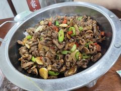 -湖南人家湘菜馆(镇江路店)