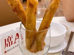 手抓芋丝脆春卷-凤凰楼酒家·粤宴点心(华强北店)