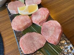 -炼火烤肉店