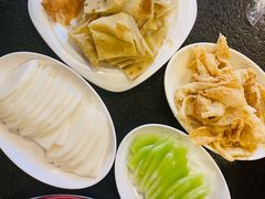 豆皮-湘肠香火锅店(团结湖店)