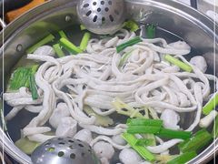 -章记正宗南岗鱼蛋火锅